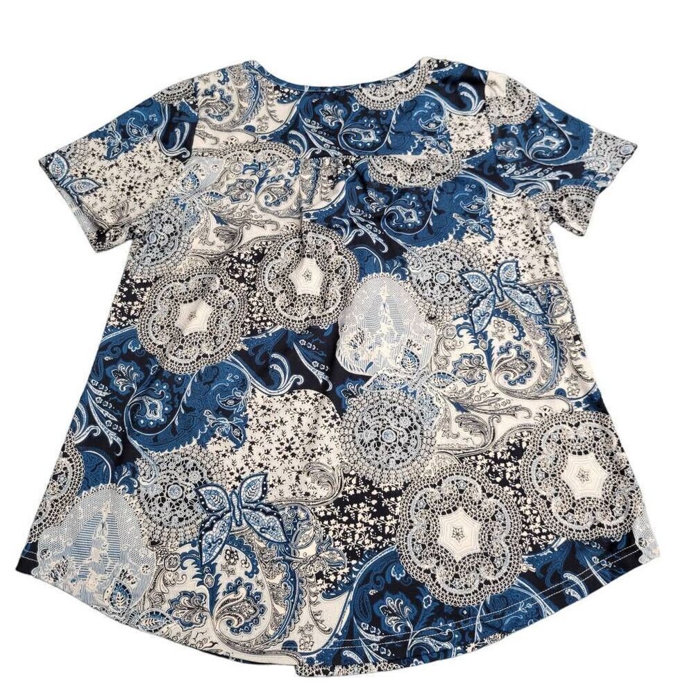 Three Medium Blouses - Picture 5 of 12